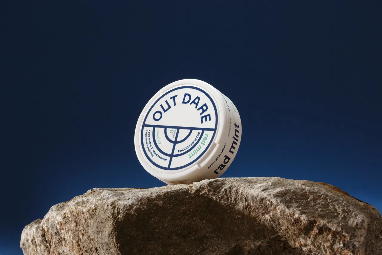 Outdare tobacco-free nicotine pouches 6mg showing what are nicotine pouches in a clean, modern can design